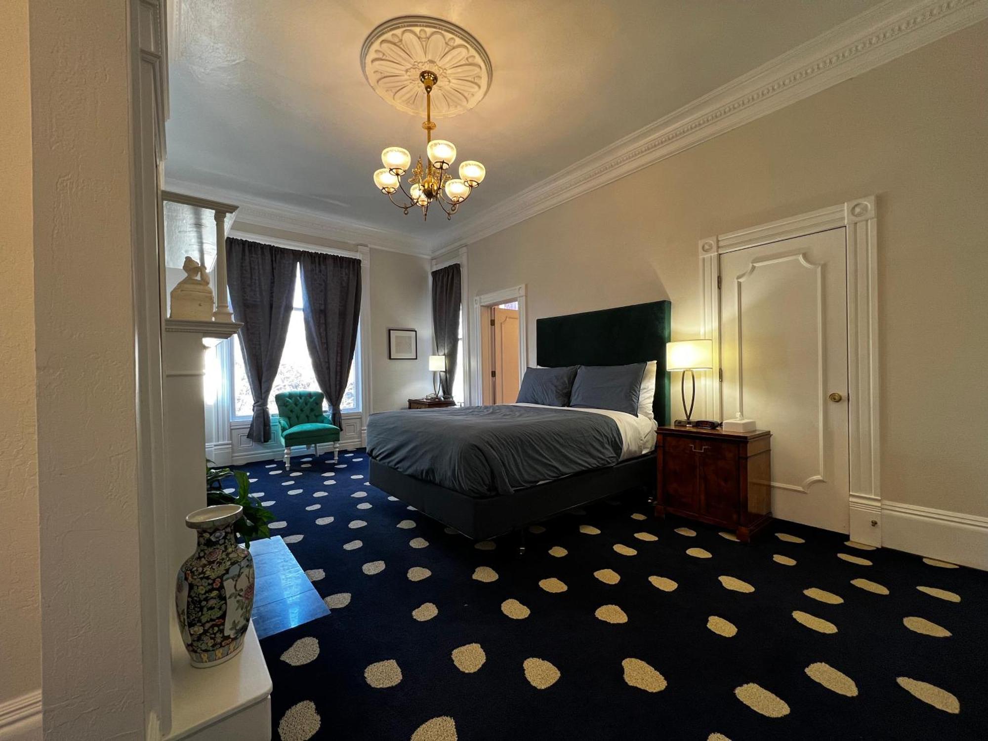 Sterling Hotel Сакраменто Экстерьер фото